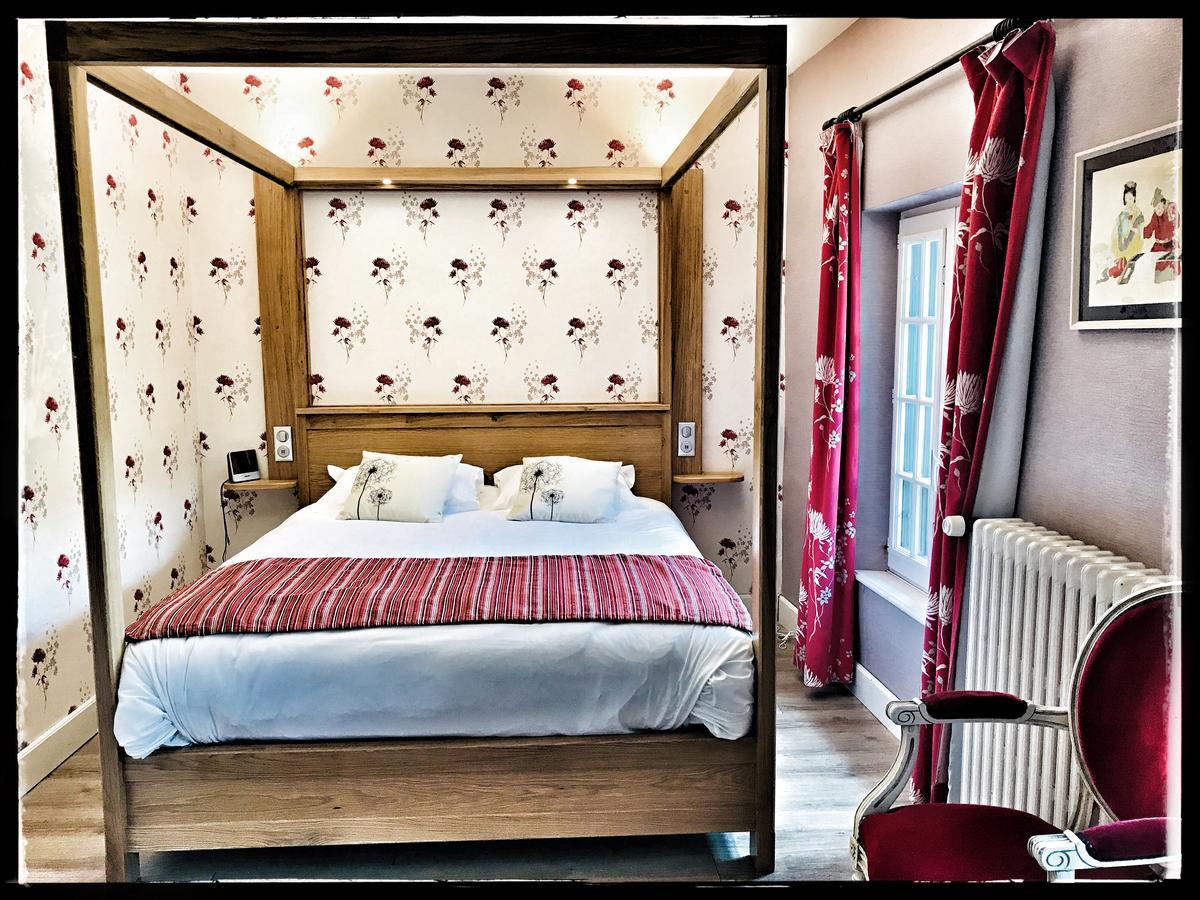 Logis Hotel La Foret Senonches Eksteriør bilde