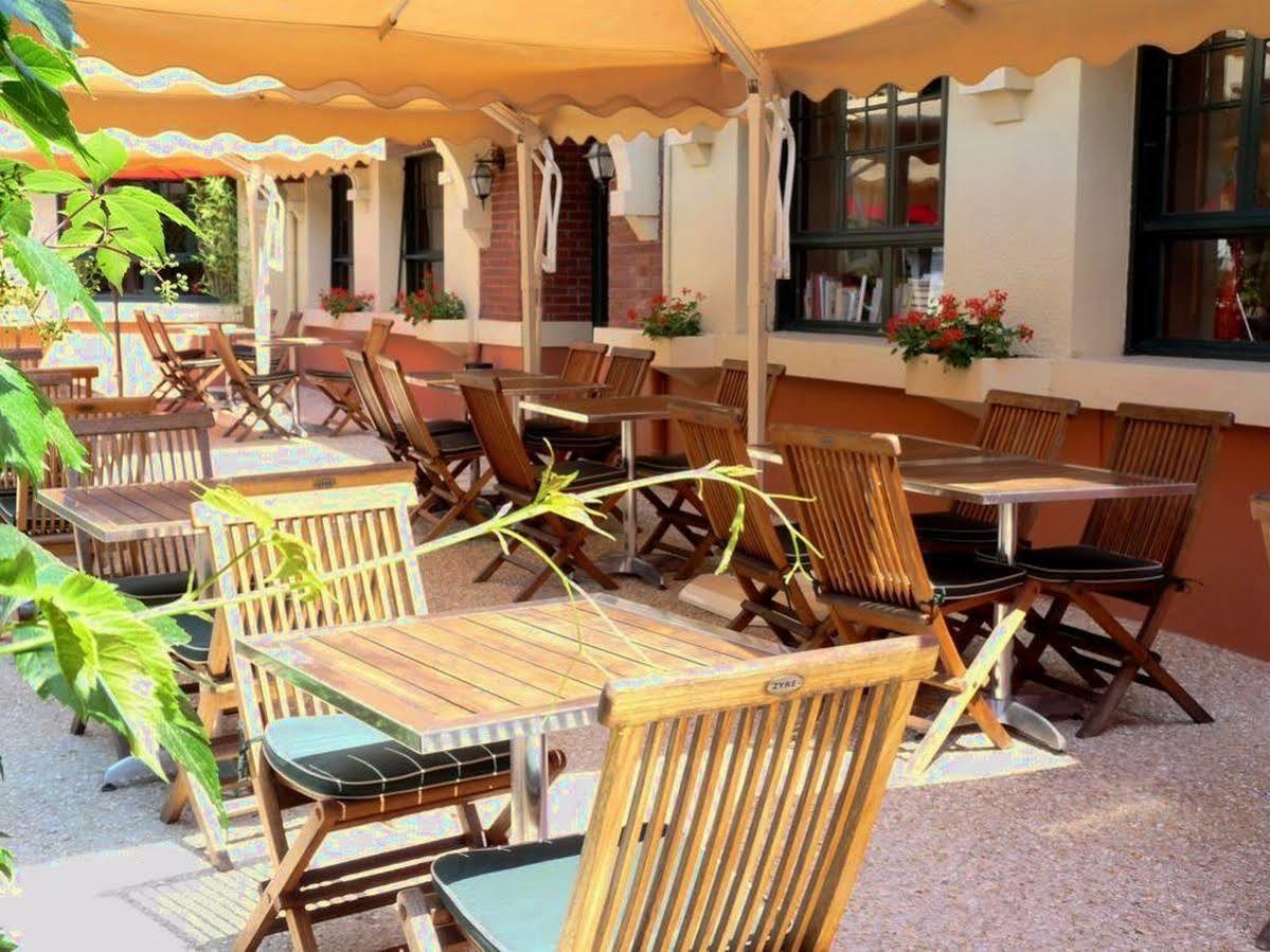 Logis Hotel La Foret Senonches Eksteriør bilde